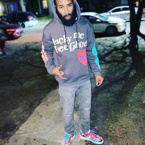 Meet your Posher, Issac